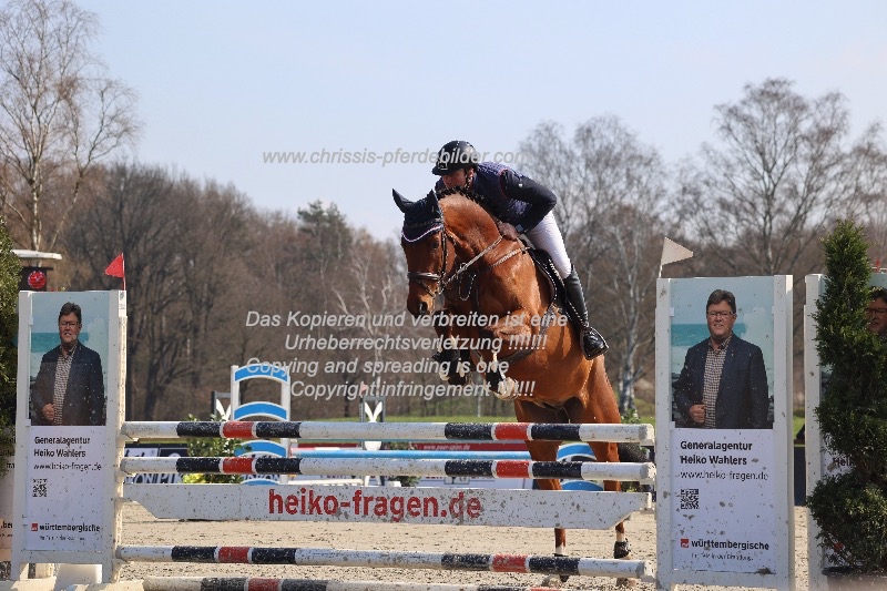 Preview florian habermann mit action in the air IMG_2053.jpg